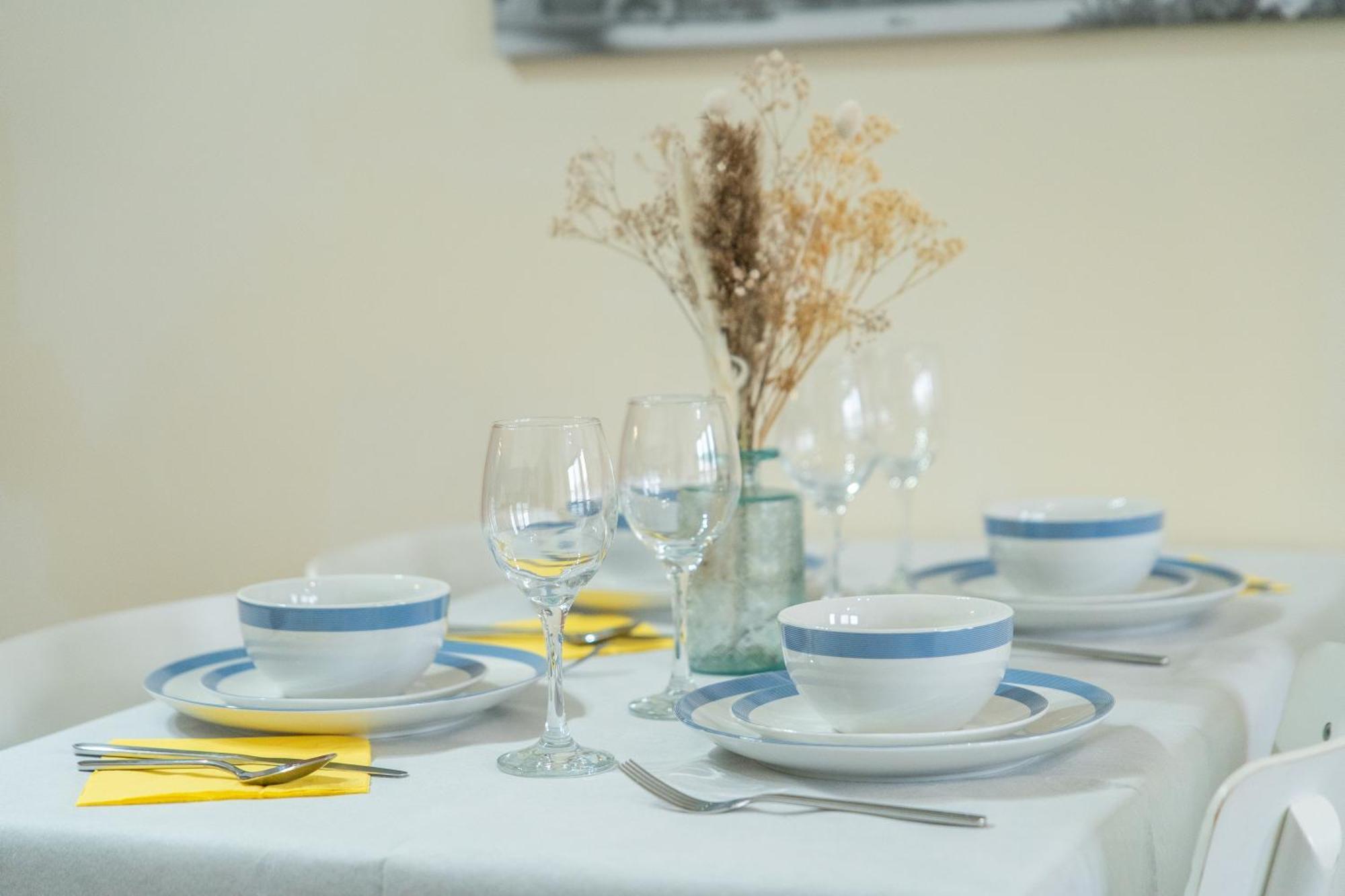 Stay In Our Stylish Flat! & Secure Building & Sleeps Up To 4 เบอร์มิงแฮม ภายนอก รูปภาพ