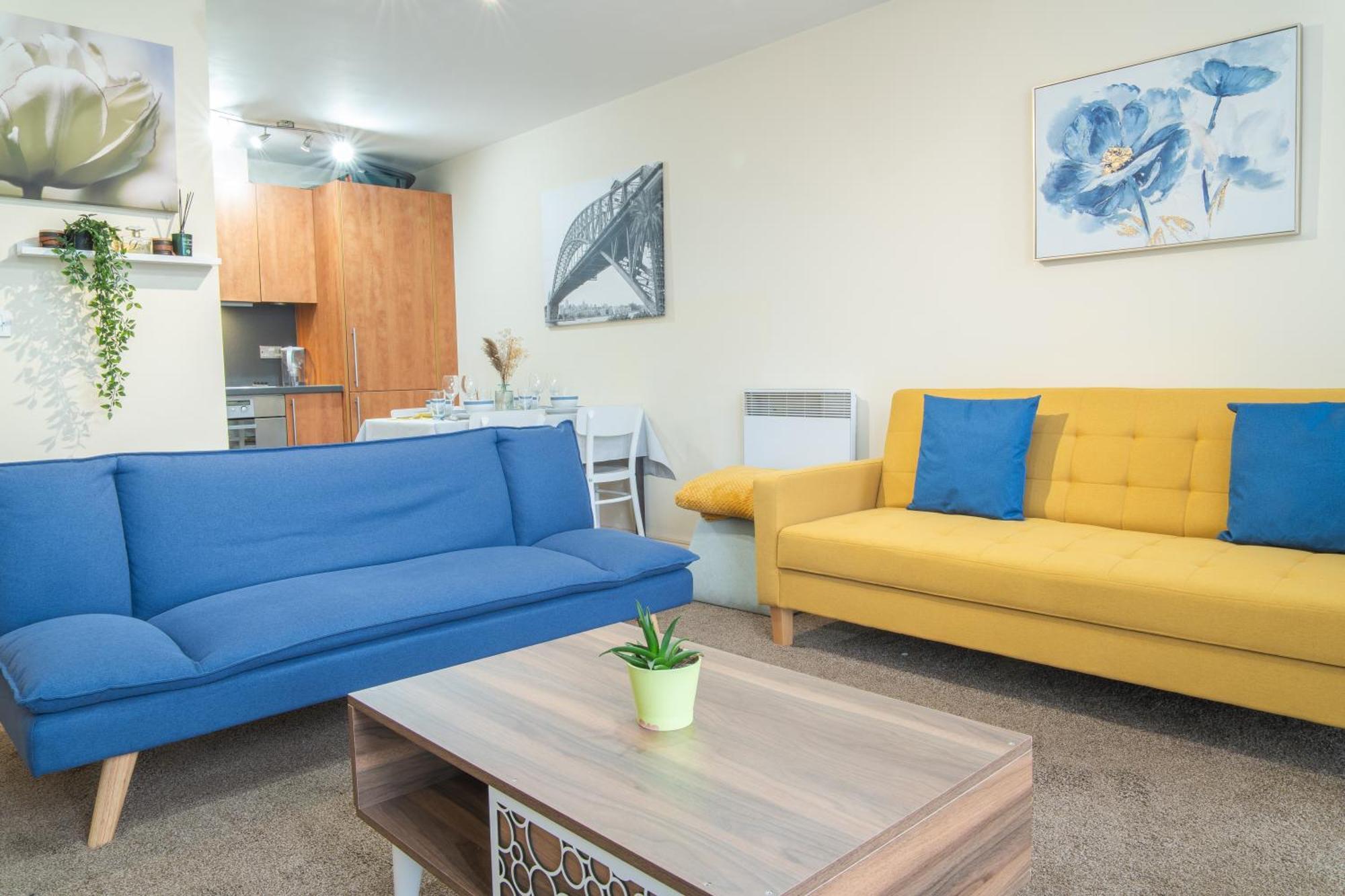 Stay In Our Stylish Flat! & Secure Building & Sleeps Up To 4 เบอร์มิงแฮม ภายนอก รูปภาพ