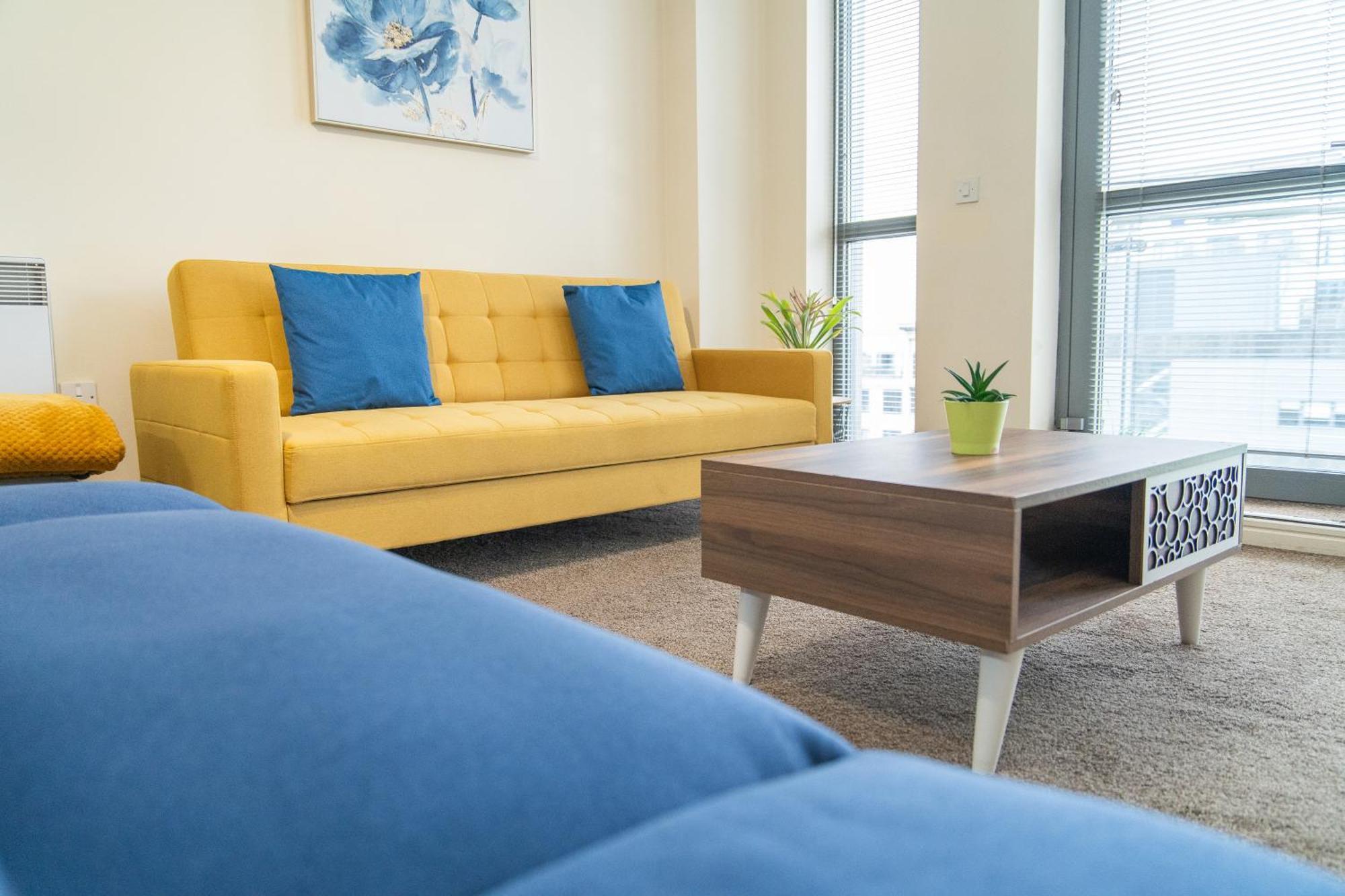 Stay In Our Stylish Flat! & Secure Building & Sleeps Up To 4 เบอร์มิงแฮม ภายนอก รูปภาพ