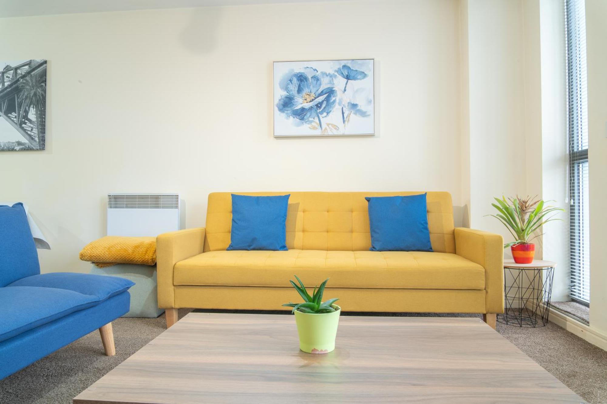 Stay In Our Stylish Flat! & Secure Building & Sleeps Up To 4 เบอร์มิงแฮม ภายนอก รูปภาพ